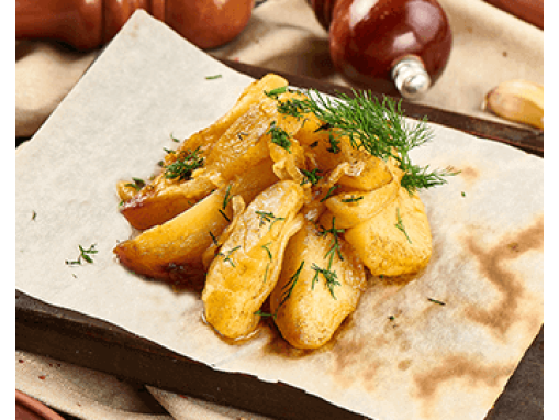 Картофель запеченный дольками с розмарином